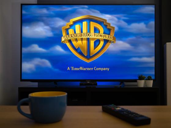 Les résultats de Warner Bros. Discovery pour le premier trimestre sont inférieurs aux attentes : les revenus chutent de 7 %, mais le streaming connaît une forte croissance