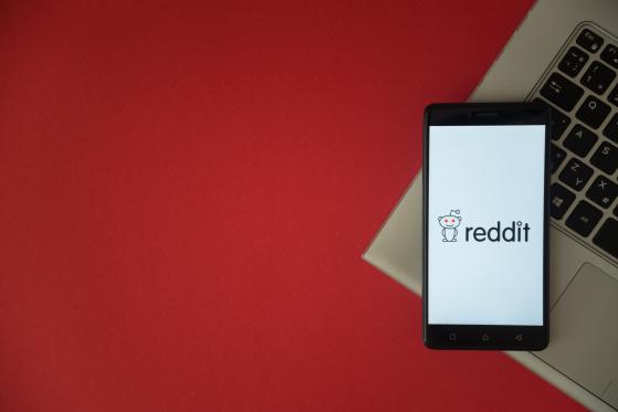 Reddit stock en hausse de 10 % sur les résultats du premier trimestre : est-il trop tard pour acheter ?