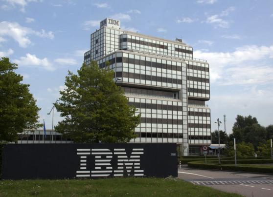 IBM vient d’atteindre son cours boursier le plus élevé de tous les temps, mais pourquoi ?