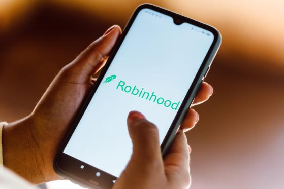 Les montagnes russes du cours de l’action de Robinhood Markets Inc. fournissent plus de carburant pour le débat sur les actions mèmes